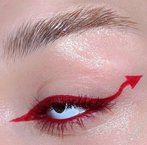 Corrector Makeup, Devil Makeup, Make Up Designs, Eyeliner Designs, Halloween Makeup Inspiration, Unique Makeup, Edgy Makeup, Eye Makeup Art, Brow Gel