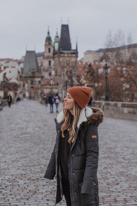 Prague Outfit Winter Cold Weather, Winter Outfits Prague, Prague November Outfit, Winter In Austria Outfit, Prague Outfits Winter, Winter Outfits Germany Street Styles, Traveling Europe Outfits Winter, Winter In Budapest Outfits, Prague Autumn Outfit