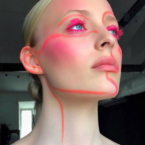 High Fashion Makeup Editorial, Catwalk Makeup, Fashion Editorial Makeup, Show Makeup, High Fashion Makeup, Face Art Makeup, Avant Garde Makeup, Graphic Makeup, Crazy Makeup