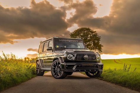 Black Cars, Mercedes G Wagon, Benz G Class, Mercedes Benz G Class, High Performance Cars, Kid Friendly Travel Destinations, Benz G, Wallpaper Dekstop, Abstract Art Wallpaper