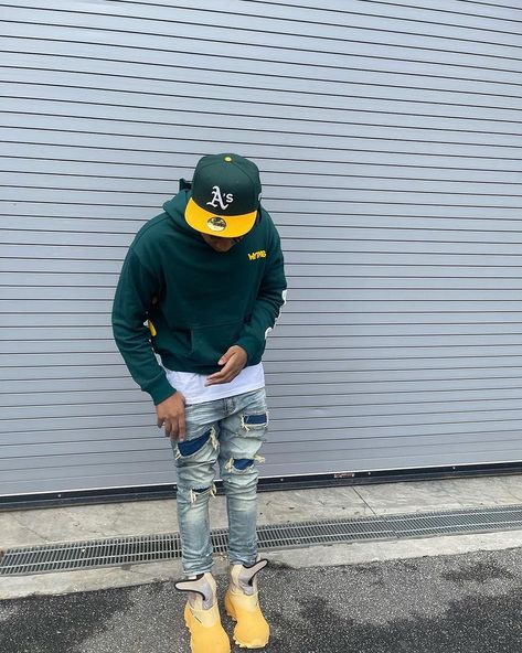 Man Hoodie Outfit, Fall Time Outfits, Green Hoodie Outfit, Tuff Fits, Fire Clothes, Black Outfit Men, Streetwear Ideas, Drip Outfit Men, Black Men Fashion Casual