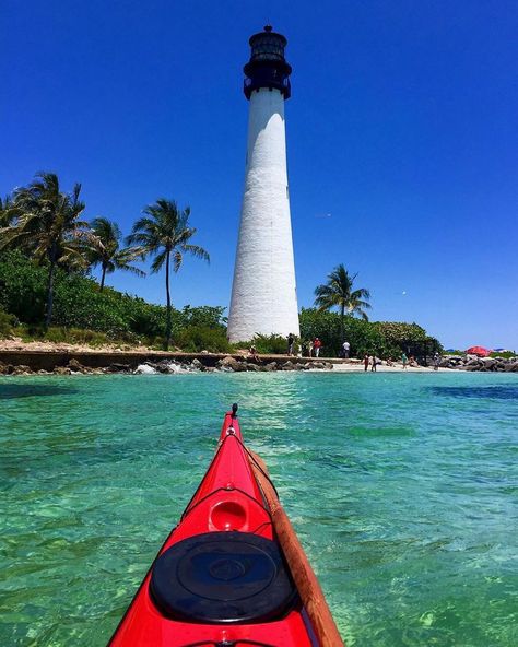 Cape Florida Lighthouse, Florida Lighthouses, Florida Attractions, Florida Parks, Miami Vacation, Florida Water, Florida State Parks, Everglades Florida, Island Park