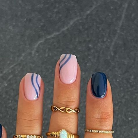 Aimee L Link on Instagram: "Noble navy 👸🏼💙  Using @glitterbels  Noble navy Cookie cream builder gel   Wearing all @bohomoon rings use code ‘ALLNAILS’ for an extra discount in the £10 sale 💍☁️🤍🫶🏻  #bluenails💙 #shortsquarenails #buildergel #fallnails" Navy Gel Nails Ideas, Oval Biab Nails, Builder Gel Nails Design Short Summer, White And Navy Nails, Bohomoon Rings, Blue Shellac Nails, Nails For Teens, Grad Hairstyles, Shellac Nail Designs