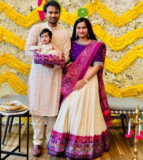 Naming Ceremony Outfit Mother, Family Traditional Outfits Indian, Family Twinning Outfits Indian, Family Dress Combination Indian, Modern Lehengas, Family Combo Dress, Family Matching Outfits Indian, Wedding Matching Outfits, Mom Daughter Matching Dresses