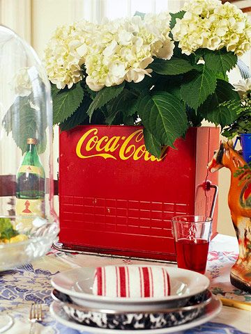 Vintage Cocoa Cola Tin Planter Coke Cooler Repurposed, Old Coke Cooler Ideas, Old Coke Crate Ideas, Coke Party, Coke Cooler, Vintage Camping Gear, Coke Cola Led Clock With Plates, Vintage Coke Machine, Coca Cola Cooler