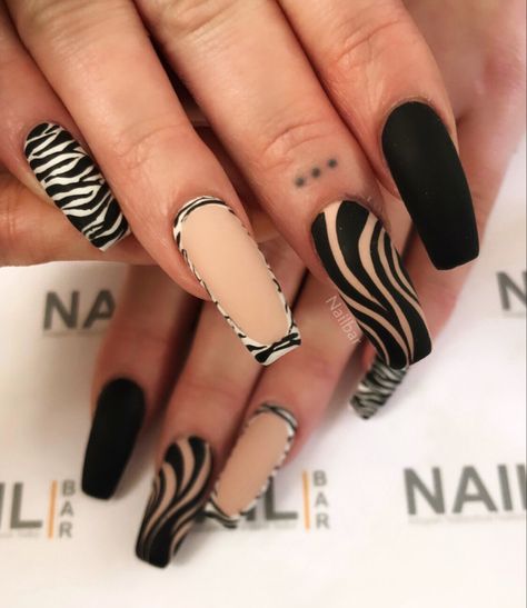 Camp Nails, Zebra Nail Designs, Pink Tip Nails, Cheetah Print Nails, Funky Nail Art, Zebra Nails, Gel Nail Art Designs, Long Acrylic Nail Designs, Winter Nails Acrylic