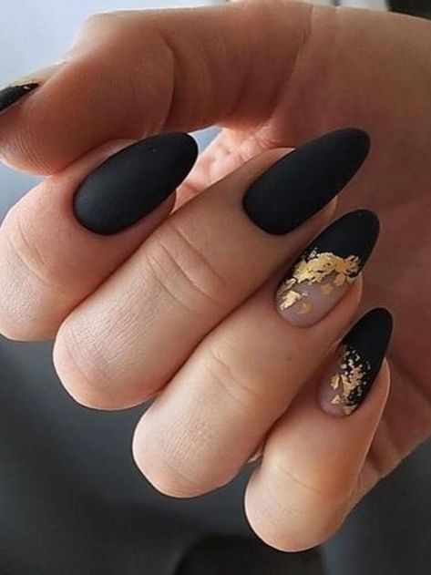 Black Marble Nails, Black Almond Nails, Black Gold Nails, Silver Glitter Nails, Matte Black Nails, Black Acrylic Nails, Gold Glitter Nails, Almond Nails Designs, Black Nail Designs