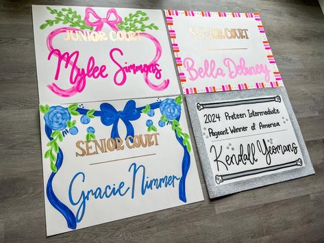 Homecoming signs done 13 hrs later! Love love love 🩷🫶🏼🎀🩵🤩 Homecoming Parade Posters For Car, Hoco Court Posters, Football Game Outfit Highschool, Senior Poster, Homecoming Poster, Painted Banner, Homecoming Signs, Senior Posters, Poster Handmade