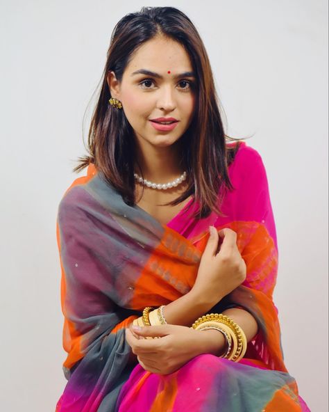 Rajputana Saree, Rajputi Saree Look, Marwadi Saree, Rajput Saree Style, Royal Saree, Saree Outfits, Rajasthani Dress, Rajputi Dress, Simple Saree Designs