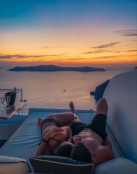 Tropical Honeymoon, Luxury Couple, Future Family, Relationship Goals Pictures, Future Lifestyle, Couples Goals, Photo Couple, Dream Lifestyle, Paros