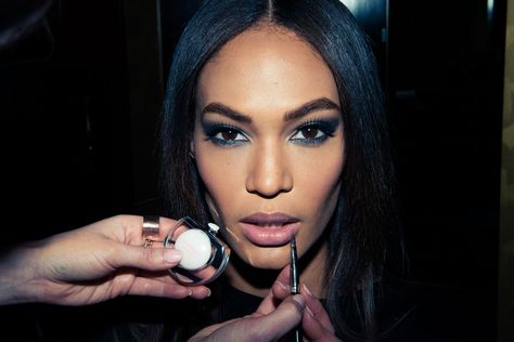 How To Layer Makeup - The Coveteur - Coveteur One Layer Makeup, Makeup Freckles, Stained Lips, Models Of Color, Darker Skin Tones, Glossy Eyes, My Vanity, Get Glam, Josephine Skriver