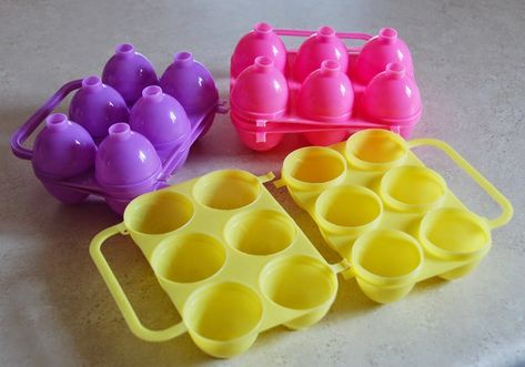 Recipe for Jello Easter Eggs Jello Egg Mold, Jello Easter Eggs, Jello Jiggler, Jello Eggs, How To Make Jello, Jello Jigglers, Easter Egg Moulds, Layered Jello, Broken Egg