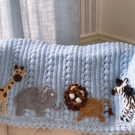 Soft Blanket Crochet, Safari Baby Blanket, Baby Afghan Patterns, Striped Baby Blanket, Custom Baby Blanket, Easy Crochet Stitches, Baby Afghan Crochet, Crochet Throw Blanket