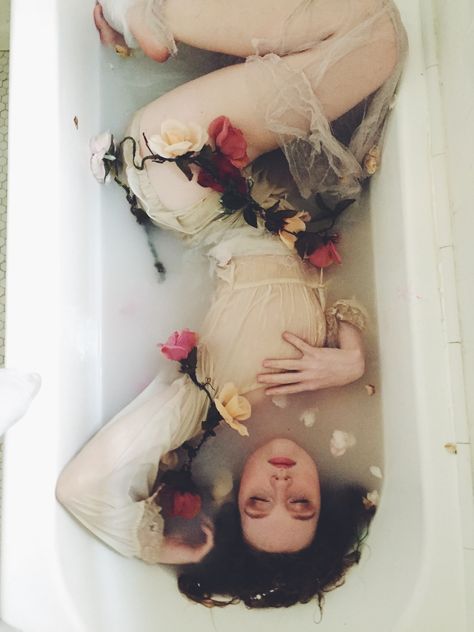 The Lover Archetype, Lover Archetype, Bathtub Photography, Milk Bath Photography, Bath Photography, Beautiful Photoshoot Ideas, Free High Resolution Photos, Flower Bath, Self Portrait Poses