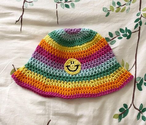 Rainbow Crochet Hat, Gay Crochet Hat, Rainbow Crochet Bucket Hat, Fun Multicolor Crochet Bucket Hat, Fun Crochet Bucket Hat, One Size Fits Most, Crochet Blanket Sizes, Woolen Craft, Crochet Bucket Hat, Crochet Hat Free