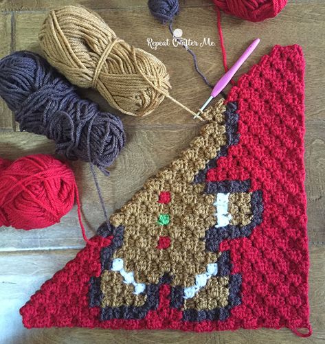 Crochet Gingerbread Man Pixel Square - Repeat Crafter Me Crochet Gingerbread Man, Crochet Gingerbread, Crochet C2c Pattern, Crocheted Christmas, Repeat Crafter Me, Crochet For Beginners Blanket, Pixel Crochet, Baby Afghan Crochet, C2c Crochet