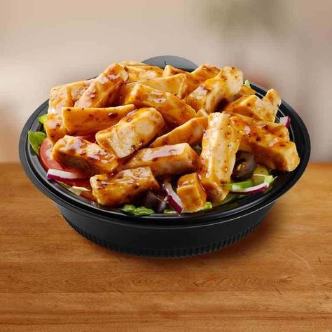 Sweet Onion Chicken Teriyaki Protein Bowl from Subway has 300 calories. See the full nutrition facts, weight watchers points and allergies on our website. #healthy #healthyeating Chicken Teriyaki Subway, Sweet Onion Chicken, Subway Chicken, Chicken Teriyaki Sauce, Sweet Onion Sauce, Teriyaki Rice, Teriyaki Chicken Bowl, Pollo Teriyaki, Protein Bowl