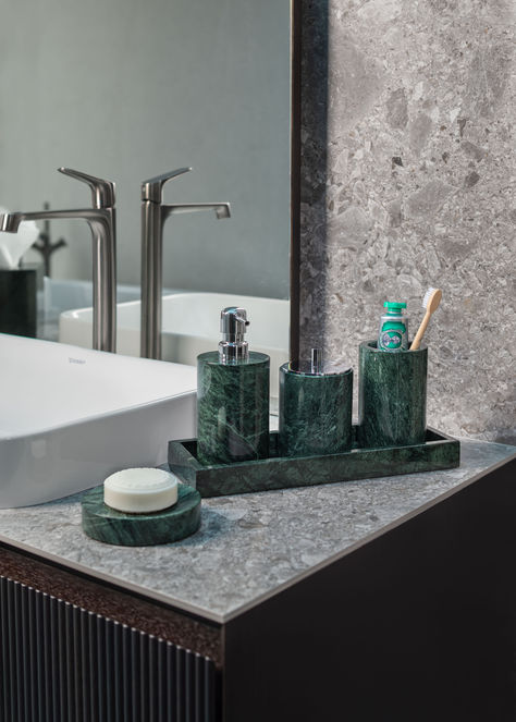 Luxury Green Guatemala Marble Bathroom Set with Tray, Natural Green Marble Bathroom Set Green Aesthetic Bathroom, Green Marble Bathroom, Marble Home Decor, Green Bathroom Accessories, Dark Green Bathrooms, Marble Block, Luxury Green, Marble Home, Marble Finish