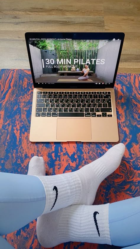 Pilates Workout At Home Aesthetic, Pilates Vision Board Aesthetic, Summer Pilates Aesthetic, Excersising Aesthetic, 2024 Vision Board Pilates, Pilates Fit Aesthetic, At Home Workouts Aesthetic, Workout Aesthetic Home, Work Out At Home Aesthetic