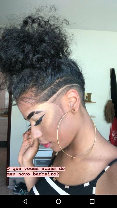 Undercut Natural Hair, Curly Hair Undercut, Undercut Curly Hair, Undercut Long Hair, Shaved Side, Shaved Side Hairstyles, Shaved Hair Designs, Side Hairstyles, Shaved Sides