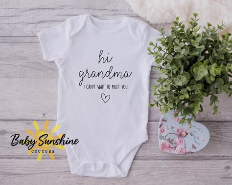 Your Gonna Be A Grandma Announcement, Hi Grandma Announcement, Onsie Pregnant Announcement, Baby Announcement For Grandma, Grandma Pregnancy Announcement Gift, Grandma Announcement First Time, Pregnancy Announcement To Grandma, Great Grandma Pregnancy Announcement, Grandma Baby Announcement