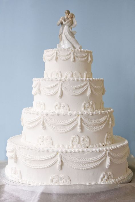 Bolo Vintage, Classic White Wedding, 3 Tier Wedding Cakes, Square Wedding Cakes, Traditional Wedding Cakes, Traditional Wedding Cake, Classic Wedding Cake, Dream Wedding Cake, Design Cake