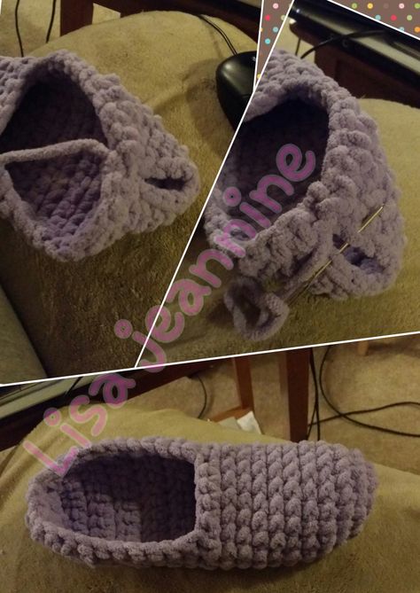 Knitting Easy, Shoe Patterns, Crocheted Slippers, Easy Crochet Slippers, Crochet Slipper, Crochet Socks Pattern, Slippers Crochet, Crochet Slippers Free Pattern, Moccasins Women