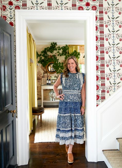 Ashley Whittaker on the Well-Loved House - Chairish Blog James T Farmer Interiors, Ashley Whittaker Design, Ashley Whittaker, Ernest Hemingway House, Hemingway House, David Hicks, Entertaining Essentials, Contemporary Fabric, Entry Hall