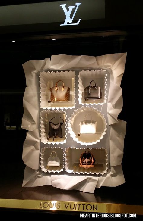 i heart interiors: Louis Vuitton Window Display :: Box of Chocolates Louis Vuitton Window Display, Fashion Window Display, Decoration Vitrine, Fashion Displays, Store Window Display, Visual Merchandising Displays, Store Window Displays, Window Display Design, Louis Vuitton Store