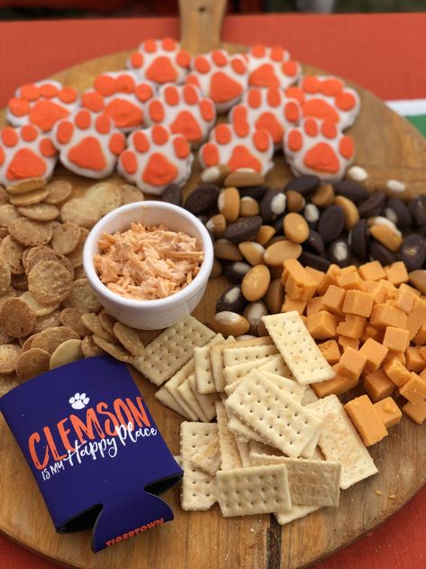 Clemson Birthday, Recipes For Ham, Clemson Tailgate, Ham Delights, Tailgate Party Decorations, Clemson Tailgating, Football Candy, Palmetto Cheese, Bagel Dip