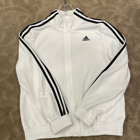 Girls Adidas White Warm Up Jacket New Without Tags Adidas Jacket Aesthetic, Wishlist Idea, White Adidas Jacket, Adidas Clothes, White Jackets, Jacket Adidas, Pretty Shoes Sneakers, Jackets Fashion, Adidas Girl