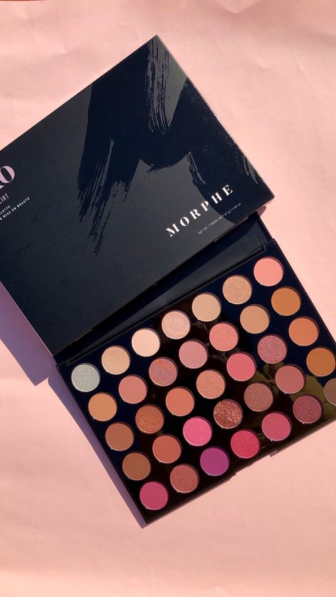 Morphe Makeup, Makeup Stuff, Cute Wallpaper Backgrounds, Eyeshadow Looks, Makeup Eyeshadow, Wallpaper Backgrounds, Cute Wallpapers, Makeup Looks, Makeup