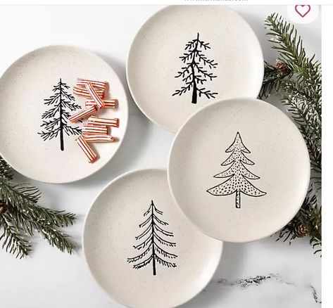 Family Christmas Crafts, Christmas Plate Set, Diy Pottery Painting, Cabin Kitchen, Appetizer Plates Set, White Dinner Plates, Little Christmas Trees, Painted Plates, Hand Painted Plates