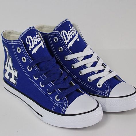 Los Angeles Dodgers Converse Style Shoes - http://cutesportsfan.com/los-angeles-dodgers-designed-sneakers/ La Dodgers Outfit Women, Dodger Outfit, La Dodgers Custom Shoes, Customize Sneakers, Dodger Shirt, Dodgers Outfit, Nike Women Outfits, Womens Dodgers Shirt, Nike Cortez Shoes