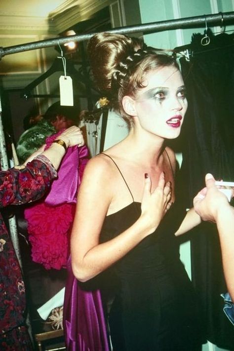 Kate Mess, Supermodel Body, Kate Moss 90s, Lila Moss, Queen Kate, Miss Moss, 90s Supermodels, 90s Models, Model Inspo