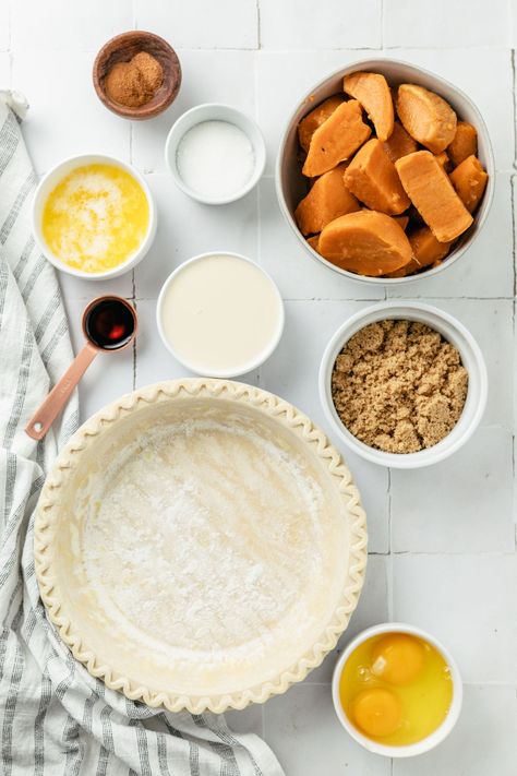 Recipes Using Canned Yams, Sweet Potato Chunks, Sweet Potato Pie Recipe Easy, Sweet Potato Pie Filling, Homemade Sweet Potato Pie, Sweet Potato Puree, Chewy Sugar Cookie Recipe, Canned Yams, Flaky Pie Crust Recipe