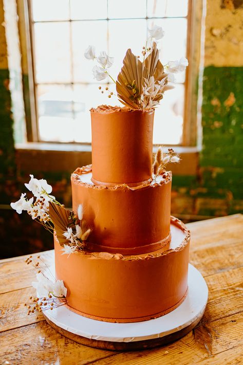 Terra Cotta Wedding Cake, Terra Cotta Cake, Terracotta Wedding Cake, Creative Cake Designs, Monroe Ga, Terra Cotta Wedding, Orange Wedding Cake, Wedding Cake Navy, Garden Wedding Cake