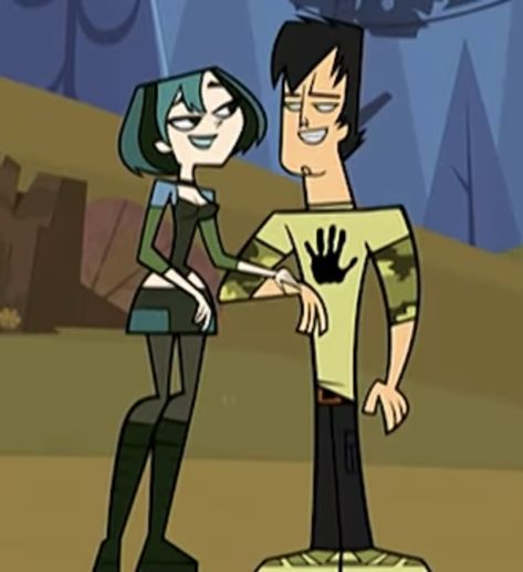 Total Drama Island Costumes Couple, 90s Cartoon Couples, Cartoon Characters Couple Costumes Ideas, Total Drama Island Couples Costume, Gwen Tdi Halloween Costume, Gwen And Trent Total Drama Costume, Halloween Manifestation, Gwen Total Drama Costume, Shego And Drakken Costume