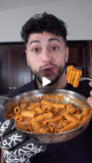 Ahmad Alzahabi on Instagram: "Spicy Tomato Basil Rigatoni 🤤   This pasta is super light compared to spicy Penne 🙏🏽  Recipes updated weekly on Thegoldenbalance.com   #food #recipe" Spicy Penne Pasta, Rigatoni Recipes Baked, Spicy Rigatoni Pasta, Easy Penne Pasta Recipes, Spicy Pasta Recipes, Penne Recipes, Rigatoni Recipes, Spicy Pasta, Rigatoni Pasta