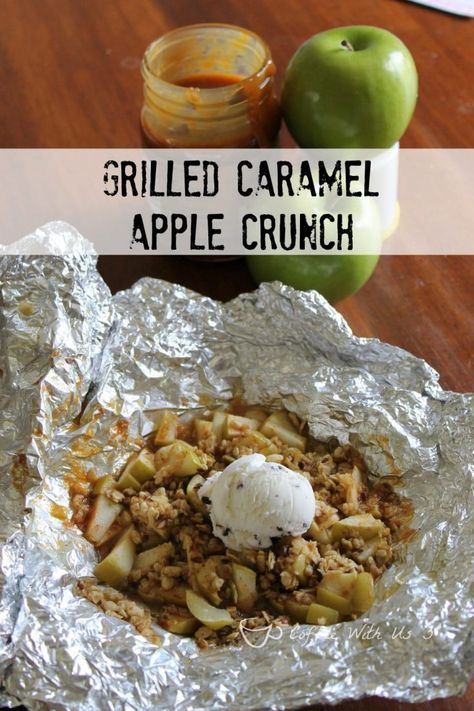 Tin Foil Meals, Apple Crunch, Foil Meals, Foil Pack Meals, Foil Dinners, Camping Foods, Camping Desserts, Campfire Recipes, Foil Packs