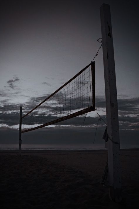 Cute Volleyball Wallpapers Aesthetic, Volleyball Net Aesthetic, Asthetic Photos Black, Volleyball Wallpaper, Volleyball Net, Haikyuu Volleyball, Sport Volleyball, Volleyball Pictures, Ishikawa