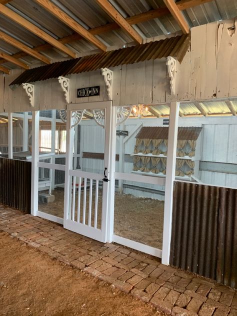 Whimsical Chicken Coop Ideas, Castle Chicken Coop, Chicken Coop Cottage, Glam Chicken Coop, Bougie Chicken Coop, Boujee Chicken Coop, Indoor Chicken Coop Ideas, Chicken Coop In Barn, Chic Chicken Coop