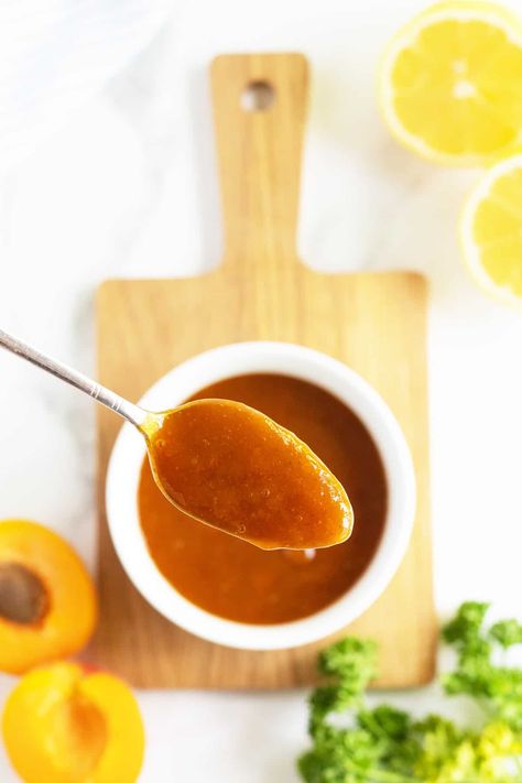 Apricot Glaze Gravy Sauce Recipe, Grilled Ham Steaks, Ham Gravy, Roast Ham, Apricot Chicken Recipes, Apricot Glaze, Pork Marinade, Roasted Ham, Ham Glaze Recipe