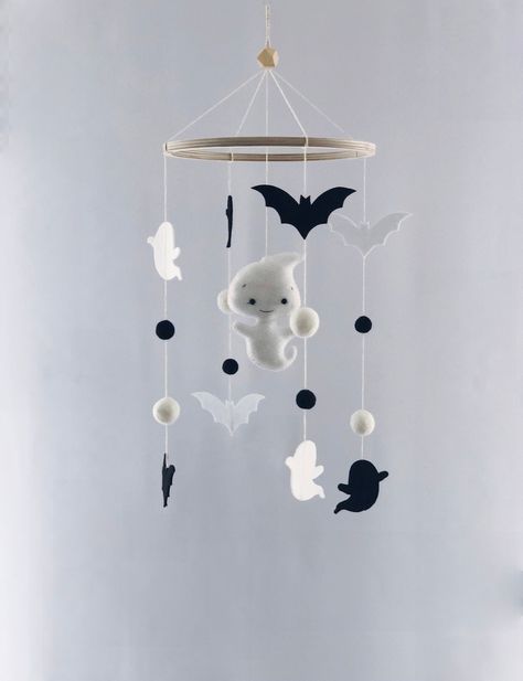 Halloween Themed Nursery, Alt Baby Nursery, Pastel Goth Nursery, Spooky Baby Nursery, Witchy Baby Nursery, Moody Nursery Ideas, Goth Baby Room, Gothic Nursery Ideas, Dark Baby Nursery