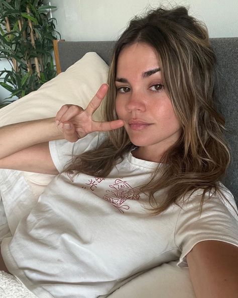 Mia Mitchell Hair, Maia Mitchell Instagram, Maia Mitchell Hair, Mia Mitchell, Arizona Robbins, Maia Mitchell, Desired Reality, Women Humor, Hair Envy