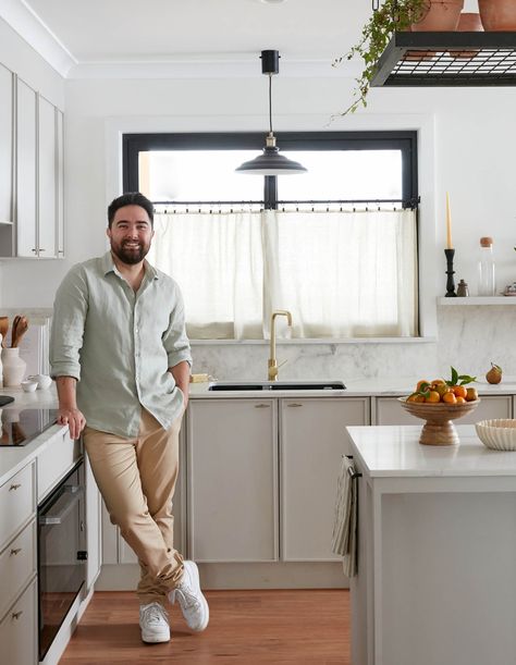 An inspiring renovation turns a 1980s Melbourne brick house into a stylish modern Australian home. Find out how they did it! 1980s House Renovation, Brick Home Renovation, Steve Cordony, 1980s House, 80s House, Sheer Blinds, New Paint Colors, Wallpaper Ceiling, Suburban House