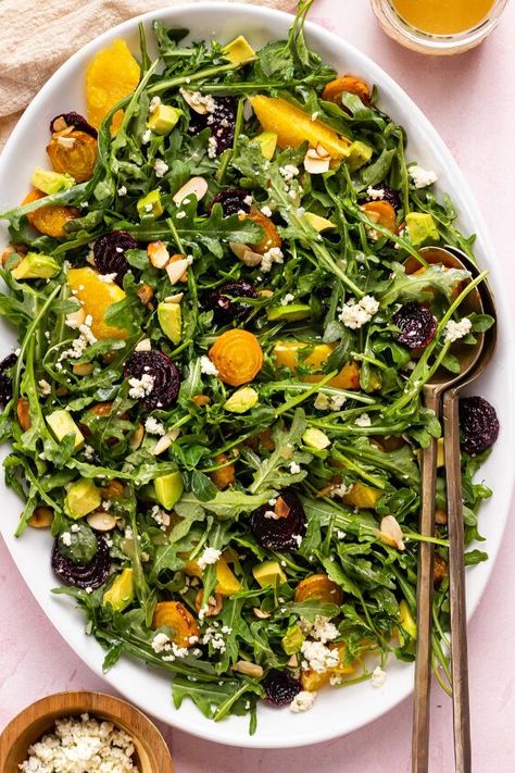 Get ready to fall in love beets! This Roasted Beet and Citrus Salad with peppery arugula, creamy goat cheese Fall Citrus Salad, Beet And Citrus Salad, Summer Potluck Dishes, Citrus Salad Recipes, Quick Summer Meals, Creamy Goat Cheese, Beet Salad Recipes, Roasted Beet Salad, Easy Summer Dinners