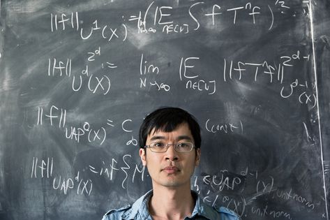 The Singular Mind of Terry Tao - The New York Times Terence Tao, Poker Tips, Poker Strategy, Math Made Easy, Mah Jongg, Digital Writing, Shortcut Keys, Teaching Social Skills, Fluid Dynamics