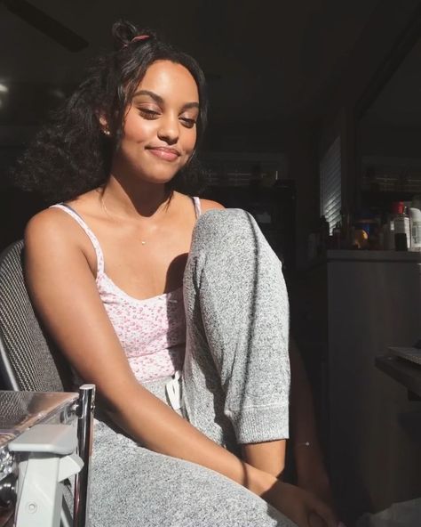 Ruth B. on Instagram: “me current fav song (lover- taylor swift)” Song Lover, Ruth B, Lover Taylor, Teddy Bear Wallpaper, Pretty Knives, Fav Song, Grl Pwr, Pretty Ppl, Bear Wallpaper