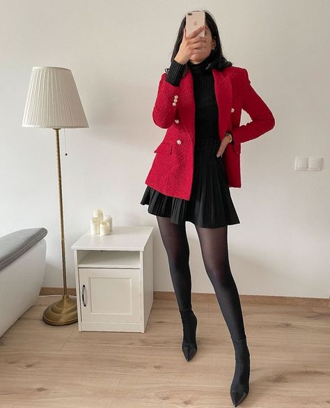 Classy Fall Outfits, Black Skirt Outfits, Effortlessly Chic Outfits, Easy Trendy Outfits, Stylish Work Outfits, Dressed To Kill, Casual Winter Outfits, Outfit Goals, Casual Style Outfits